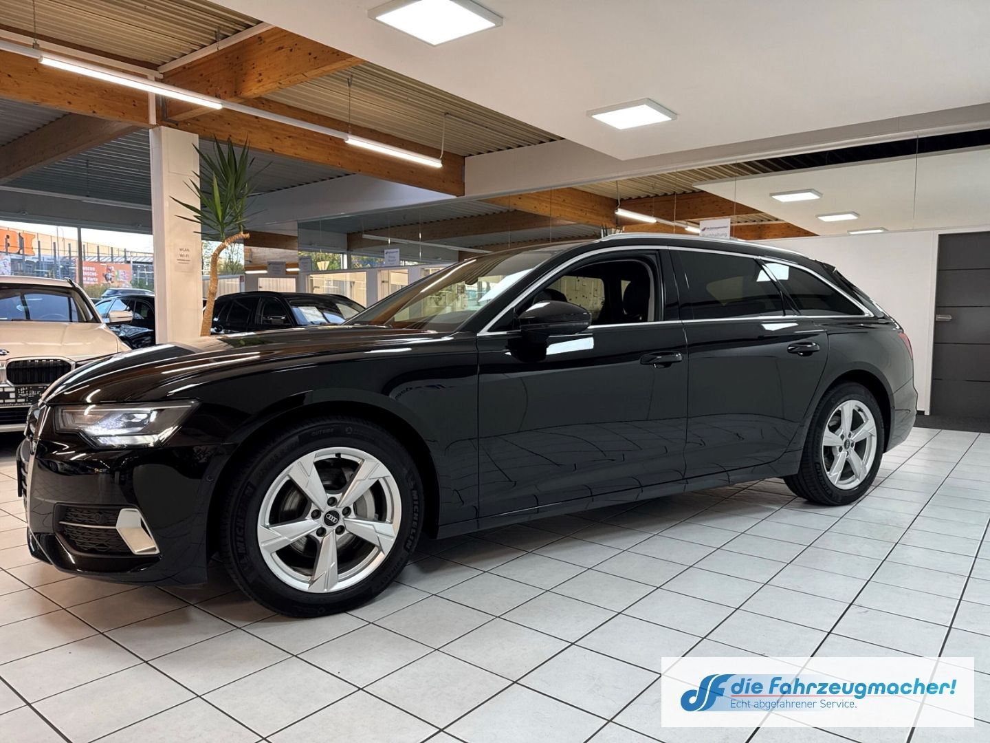 Fahrzeugabbildung Audi A6 Avant 35 TDI sport Navi LED ACC El. Heckklapp