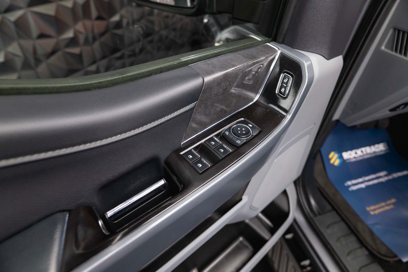 Fahrzeugabbildung Ford F150 5.0L V8 4x4 SuperCrew Longbed RAPTOR 19%