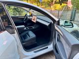 Tesla Model Y RWD Enhanced Autopilot 2023 modelle - Tesla Model Y in Hamburg