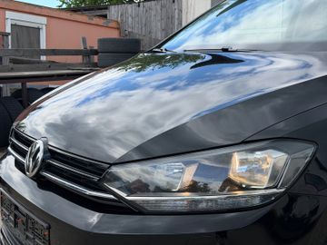 Volkswagen Touran - 2