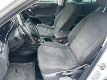 Volkswagen Tiguan - 10