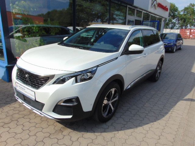 Fotografie des Peugeot 5008