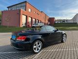 BMW 118i Cabrio | super Zustand | Fahrspaß pur - BMW 118 mit Benzin-Antrieb: Schwarz, Leder