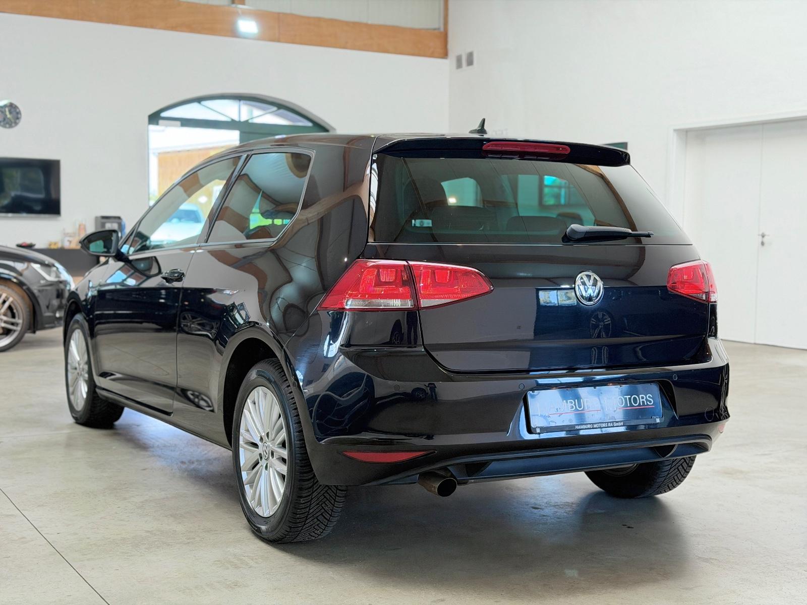 Volkswagen Golf 7 VII Lim. 1.2 TSI BMT CUP Standheizung/1.H