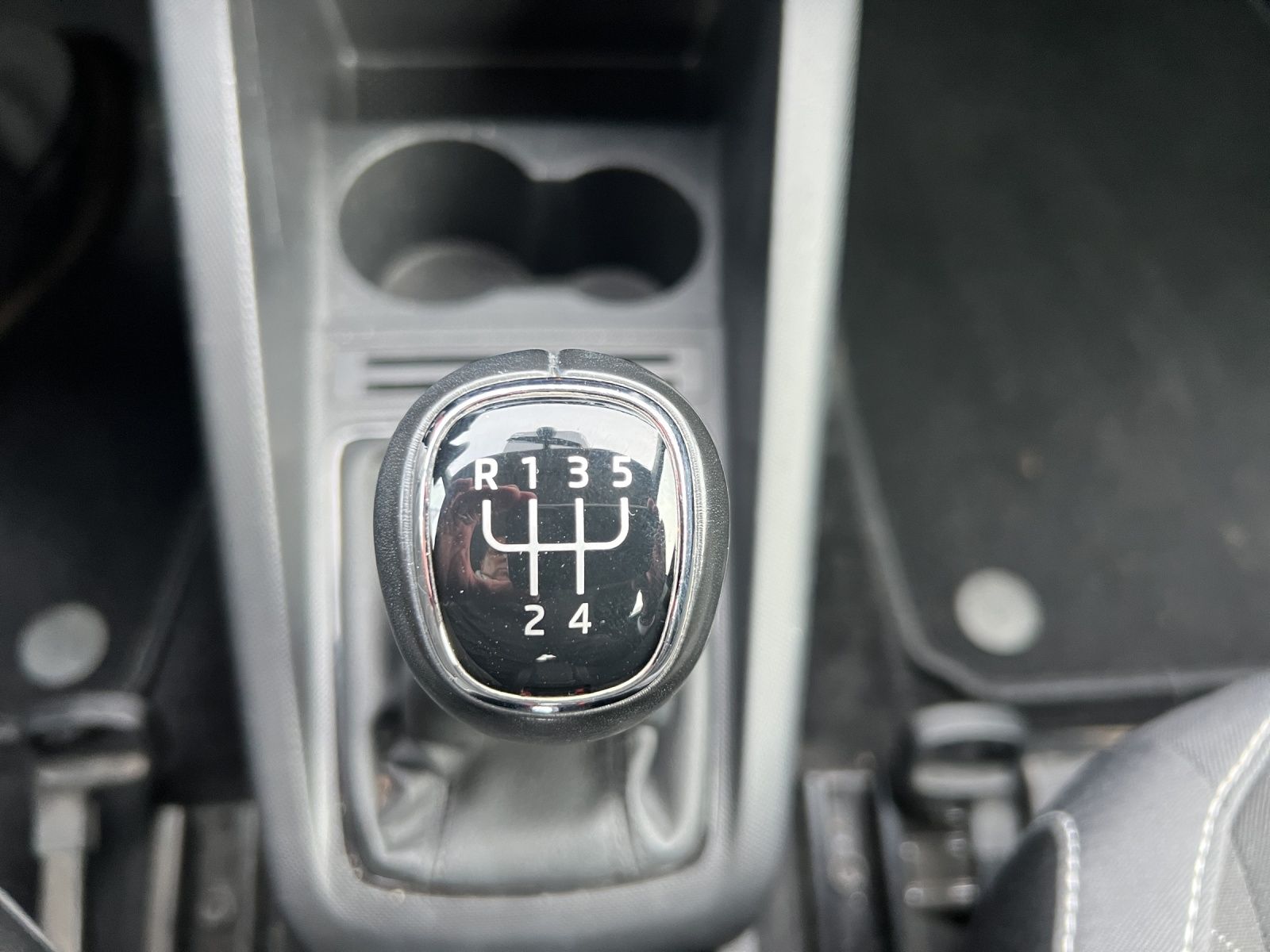 Fahrzeugabbildung SKODA Fabia Combi Ambition TSI SH Kamera DAB Klima