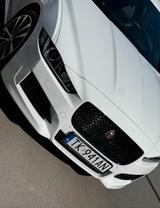 Jaguar XE 25d 240PS AWD R-Sport Automatik R-Sport - Jaguar XE aus 2019