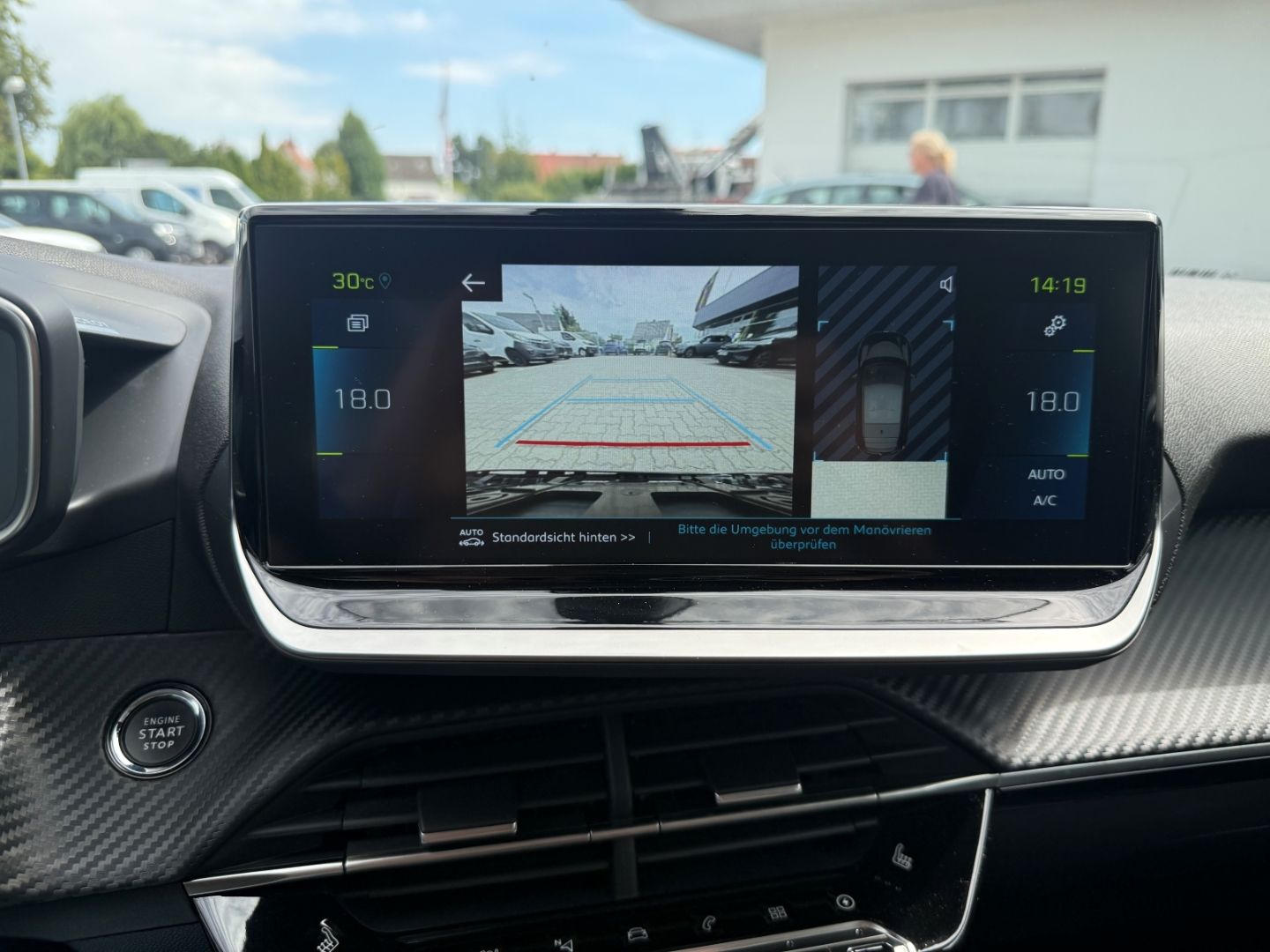 Fahrzeugabbildung Peugeot 208 -e Allure Pack SHZ+Kamera+11KW Schnelllader