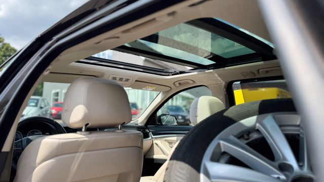 BMW 530d Touring xDrive *LED*HEAD-UP*PANO*KAMERA*