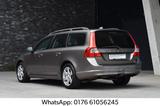 Volvo V70 Kombi Momentum*TÜV*LEDER*XENON*SZHG*PDC*NAVI - Volvo V70: Allradantrieb