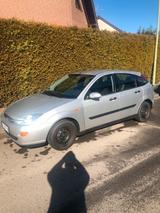 Ford Focus 1,4 - gebrauchte Ford Focus aus dem Jahr 2000