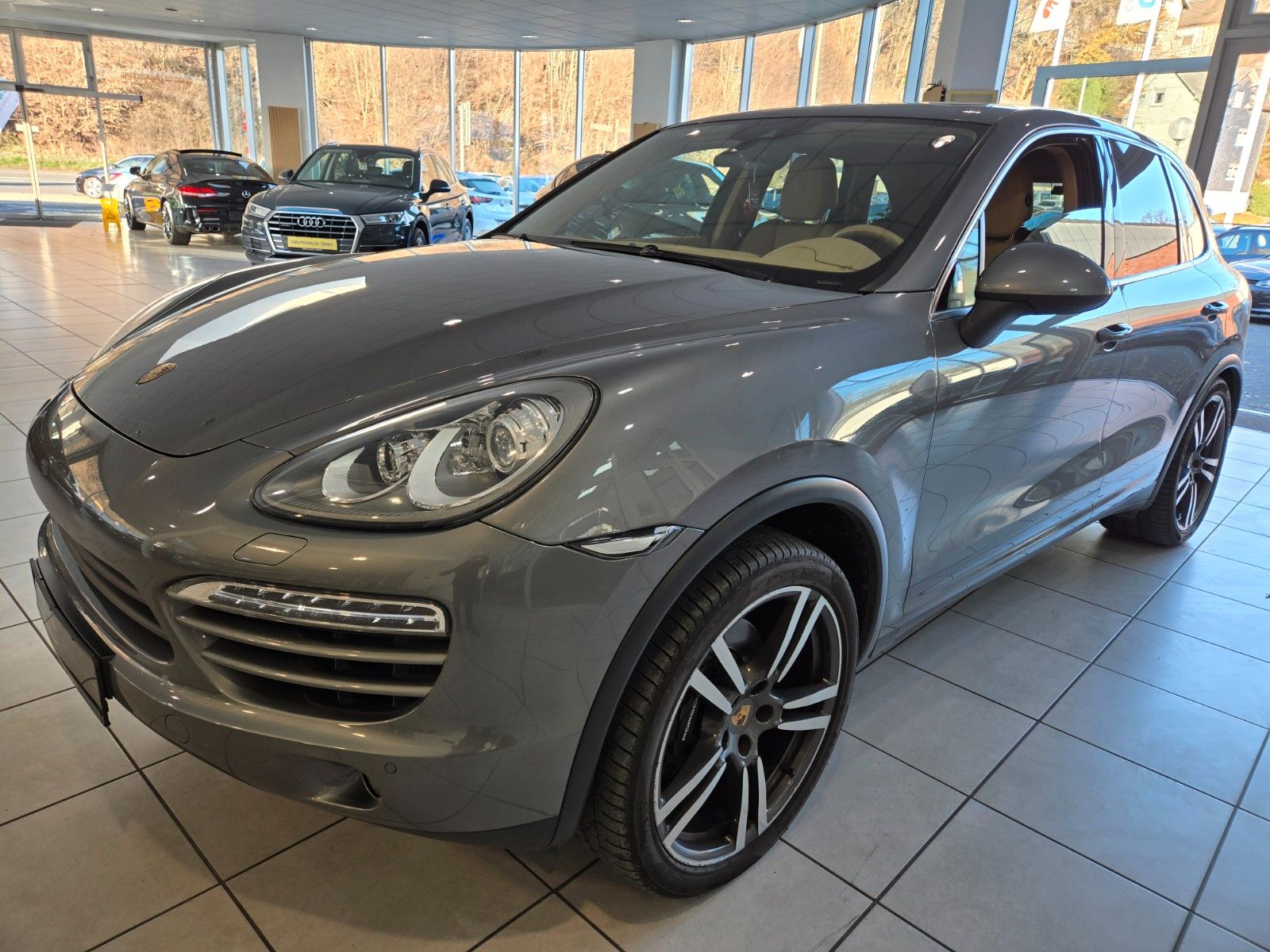 Fahrzeugabbildung Porsche Cayenne Diesel