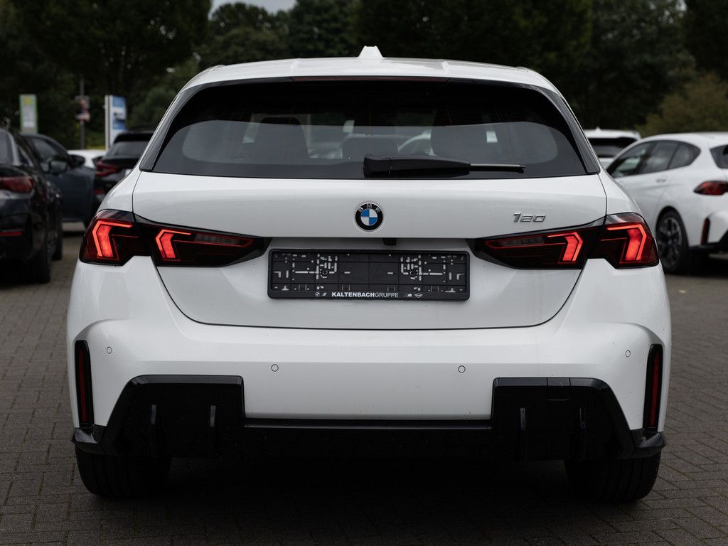 BMW 120 - Bild 5