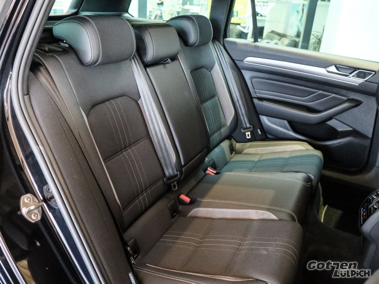 Fahrzeugabbildung Volkswagen Passat Variant Alltrack 4Motion 2,0TDI Q.DRIVE