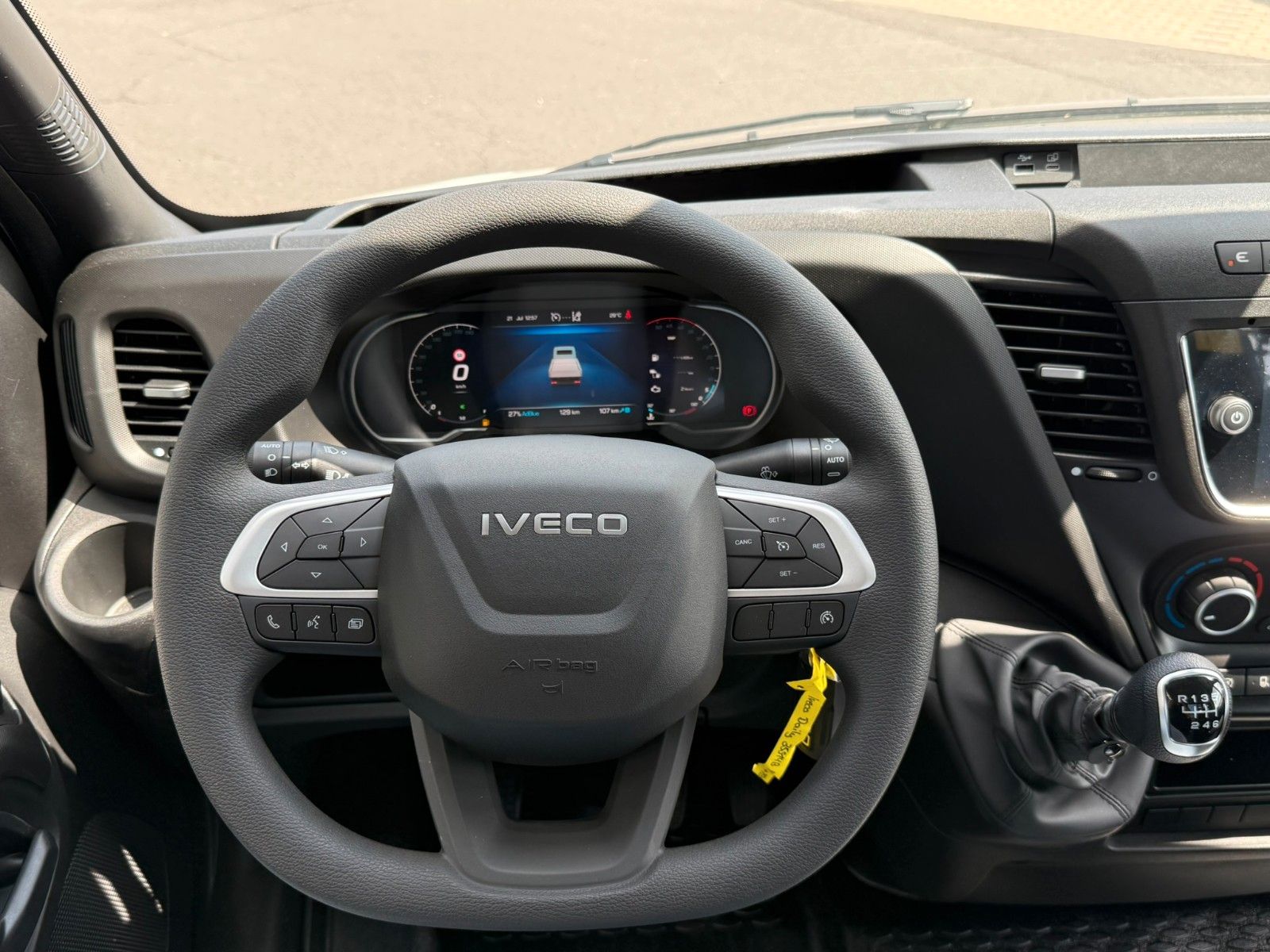 Fahrzeugabbildung Iveco Daily 35S14B Pritsche *R 3450 mm*AHK*Kamera