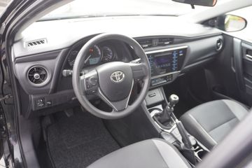 Toyota Auris - 8