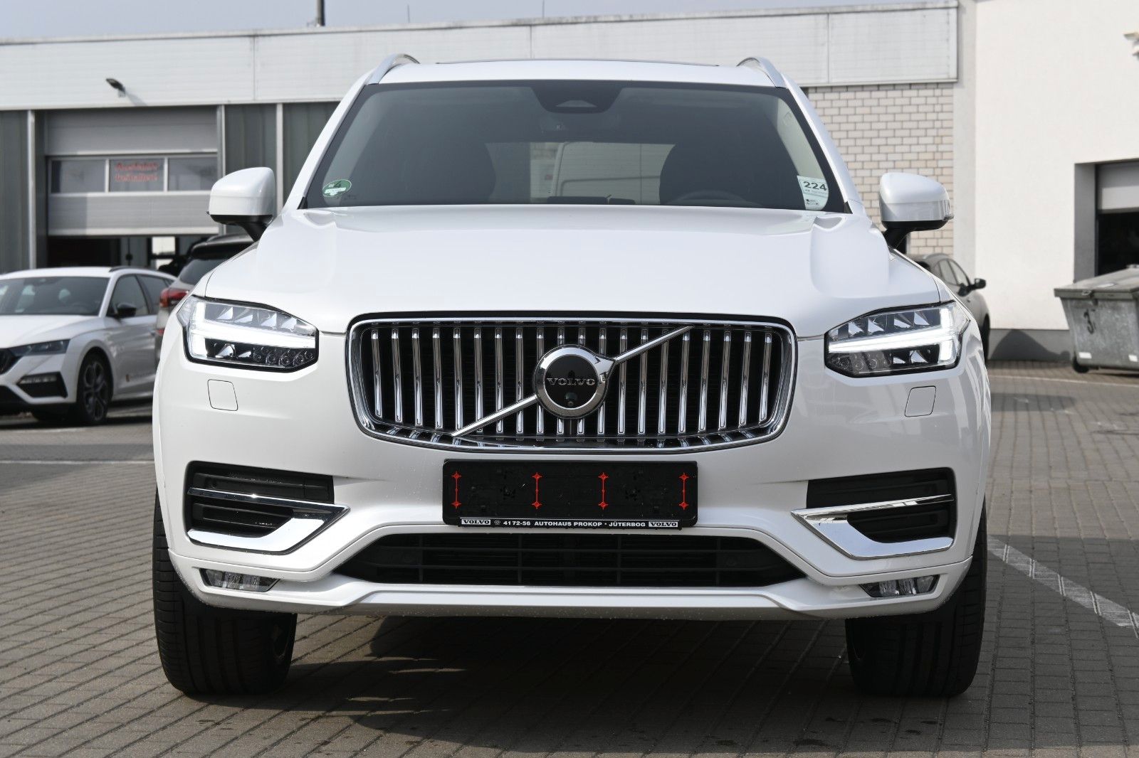 Fahrzeugabbildung Volvo XC90 B5 D AWD Bright*STDHZG*360°*22"*AHK
