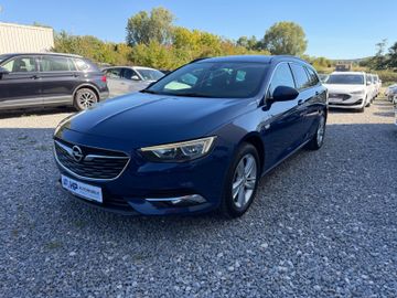 Opel Insignia - 1
