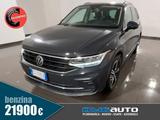 Volkswagen Tiguan 1.5 TSI 150 CV DSG ACT Life - Volkswagen Tiguan mit Benzin-Antrieb: Kombi