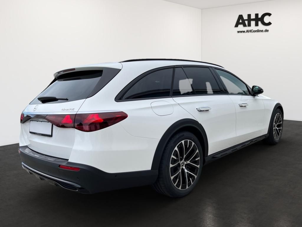 Fahrzeugabbildung Mercedes-Benz E 300 de 4M All-Terrain +DIGITAL+AHK+BURMESTER+