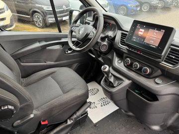 Renault Trafic - 11