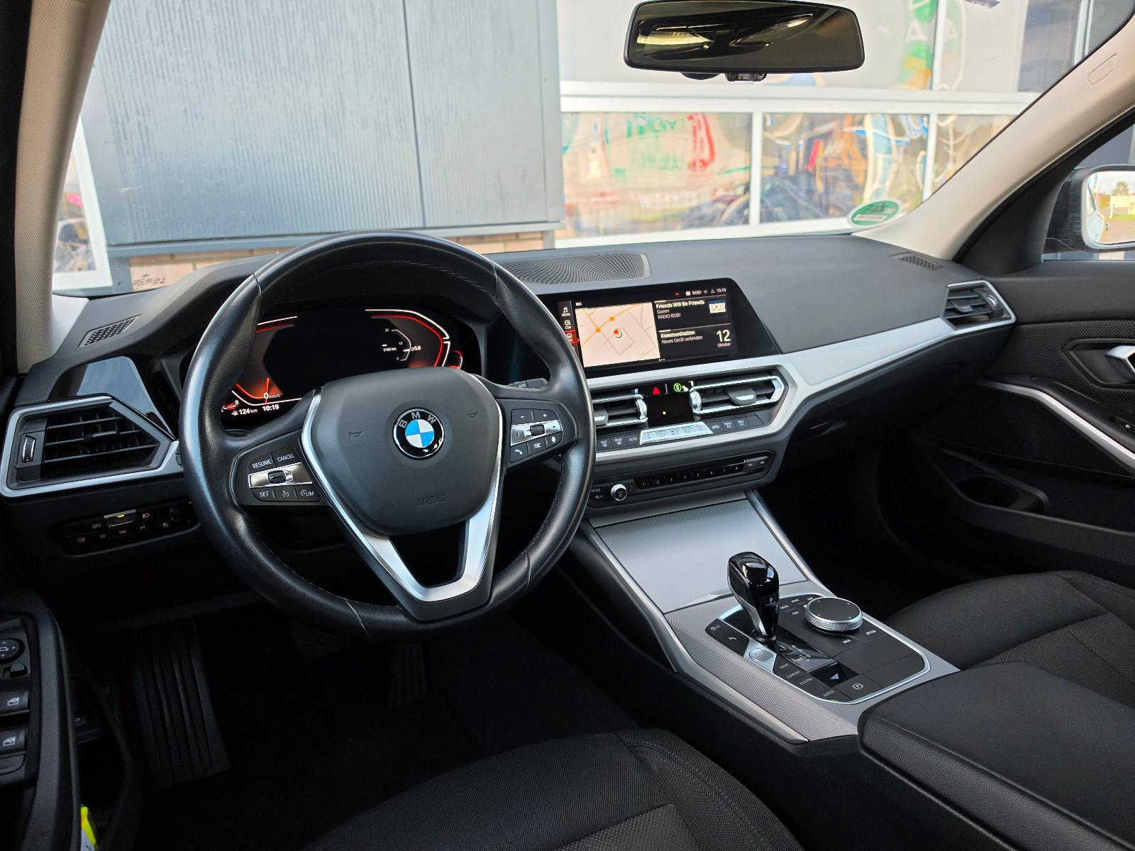 BMW 318d Advantage TÜV Neu/LED/Virtuell Cockpit/Navi