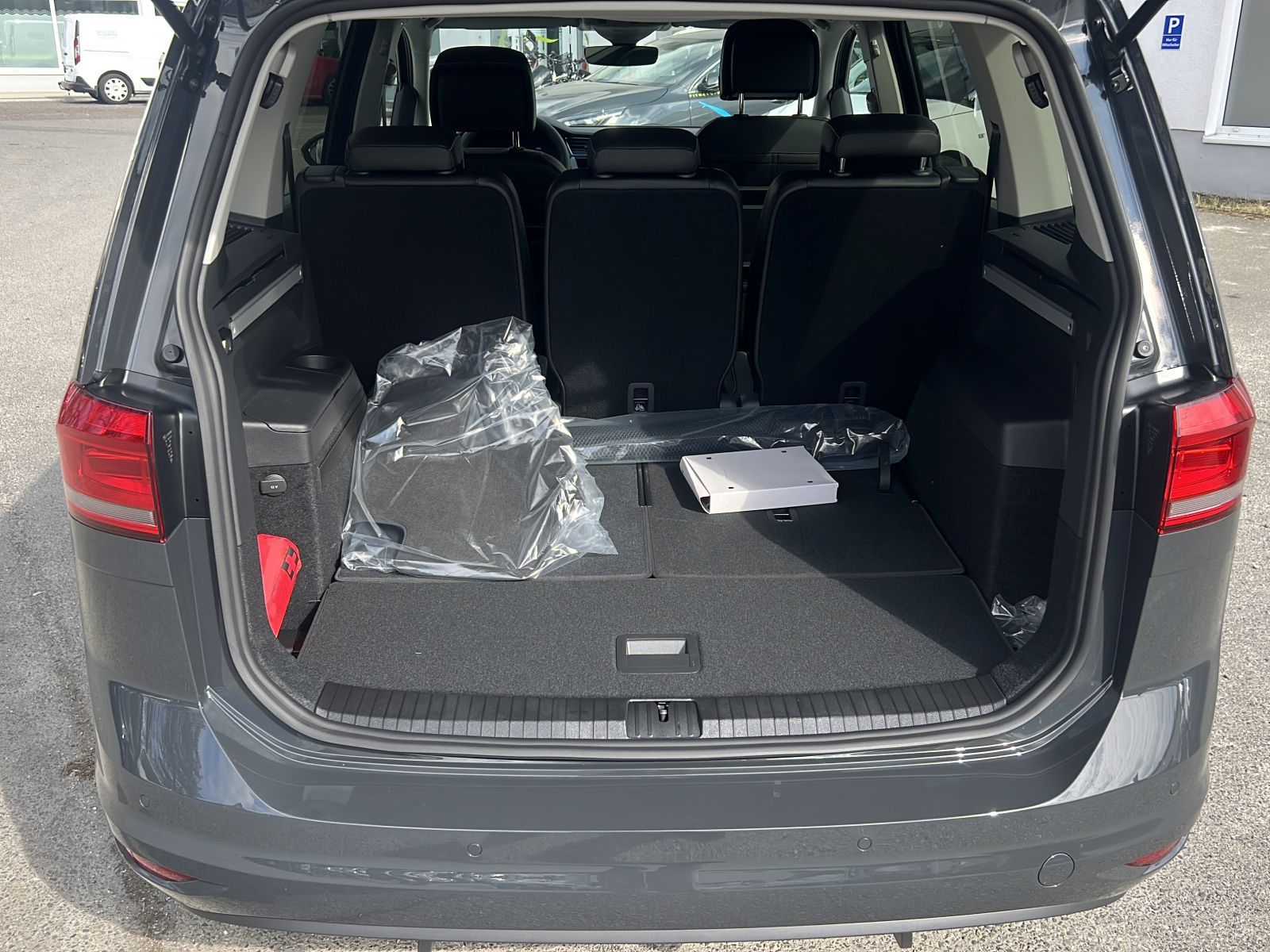 Volkswagen Touran - Bild 22