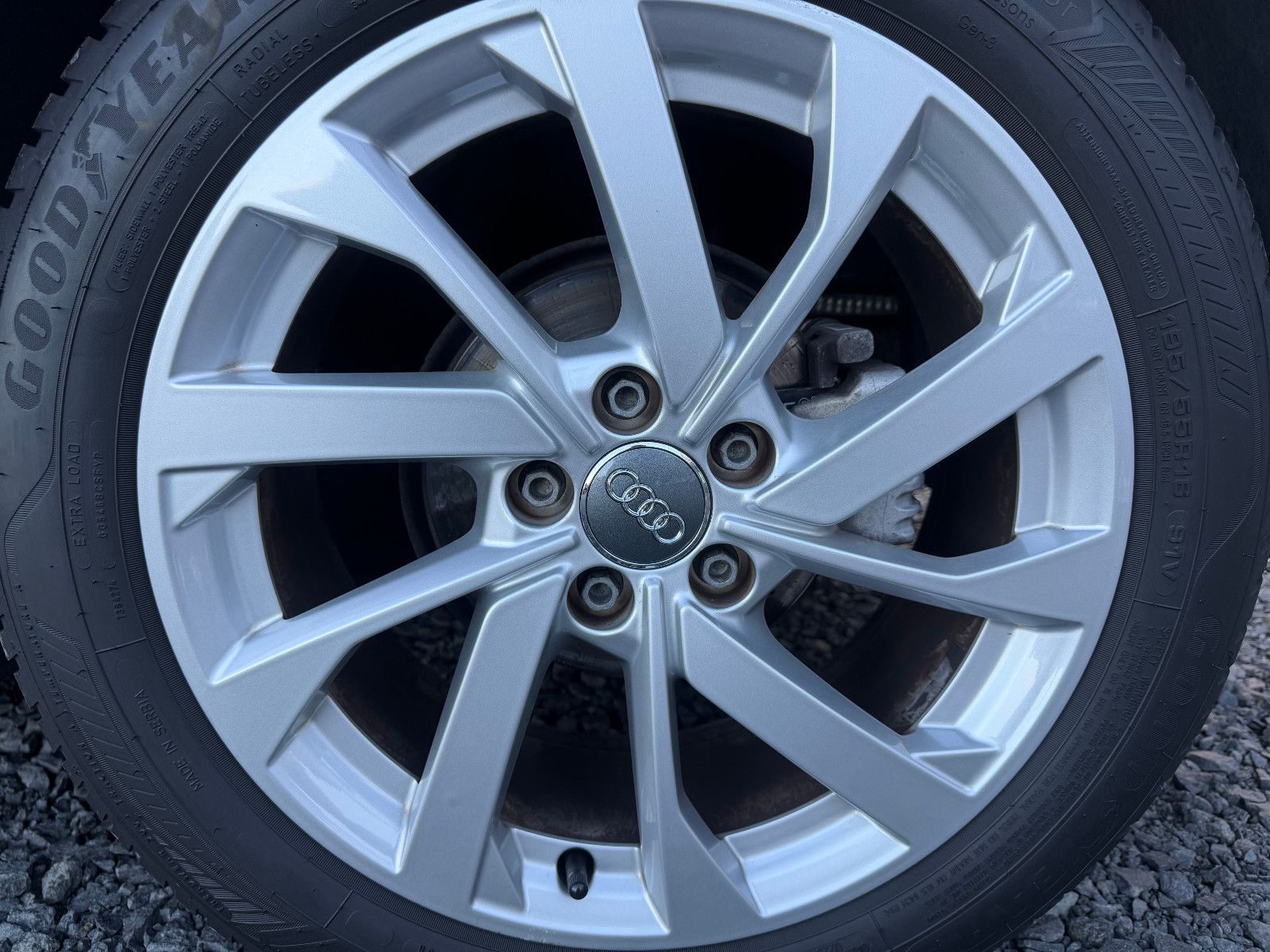 AUDI A1 Sportback 30 TFSI Advanced PDC/TEMPO – Foto 8