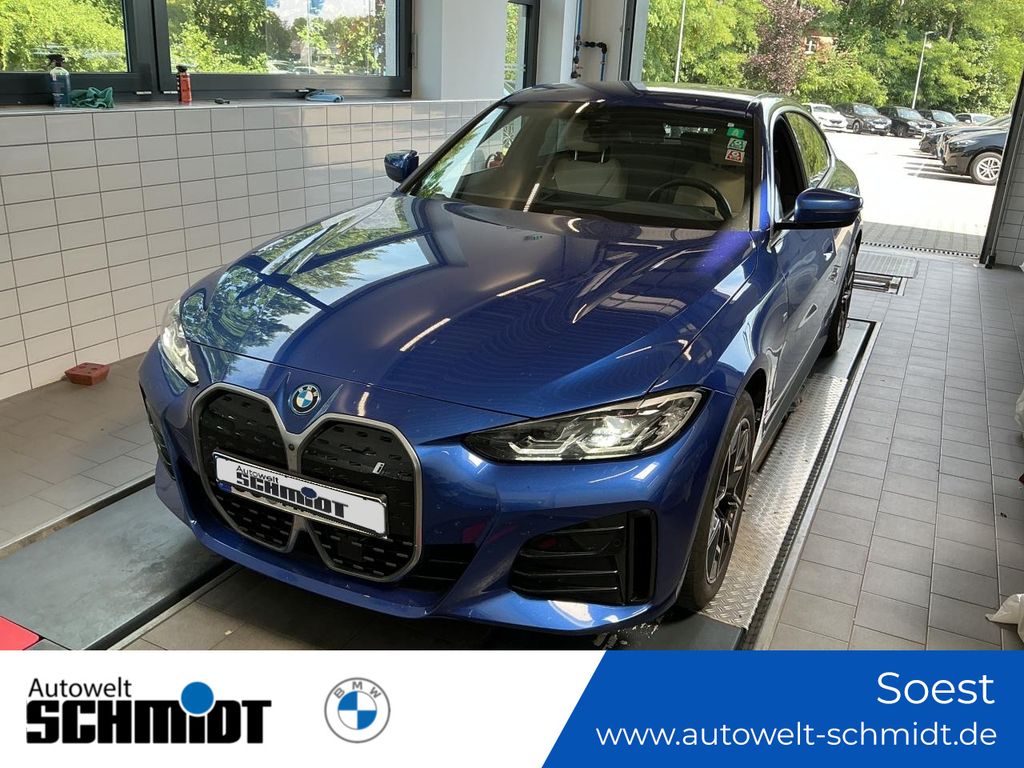 Image of BMW i4