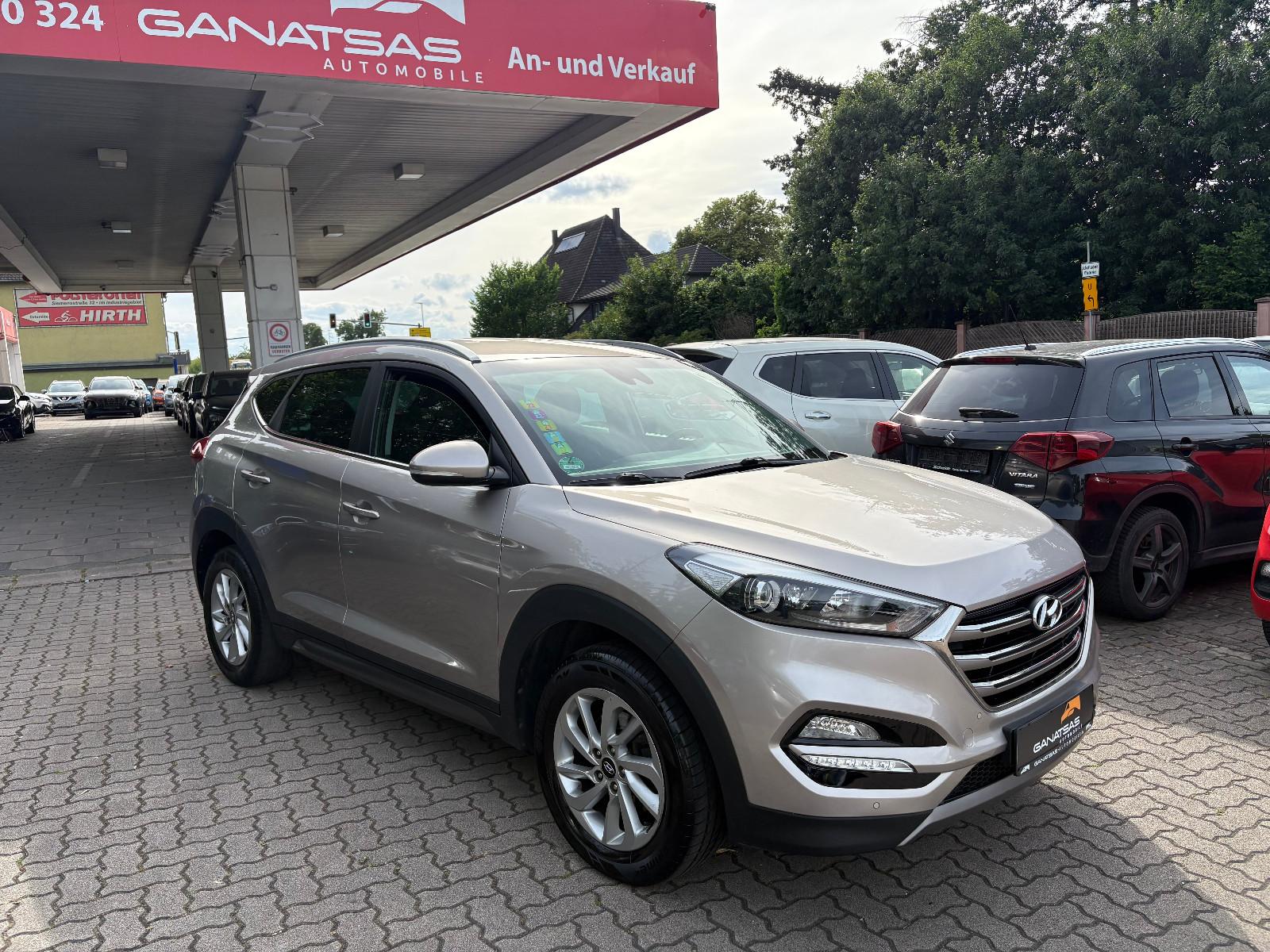 Hyundai Tucson Style 2WD-1 Hand-Euro 6-Navi-Kamera-AHK