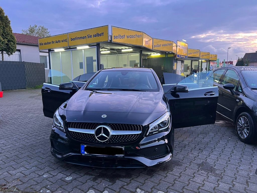 Image of Mercedes-Benz CLA 200