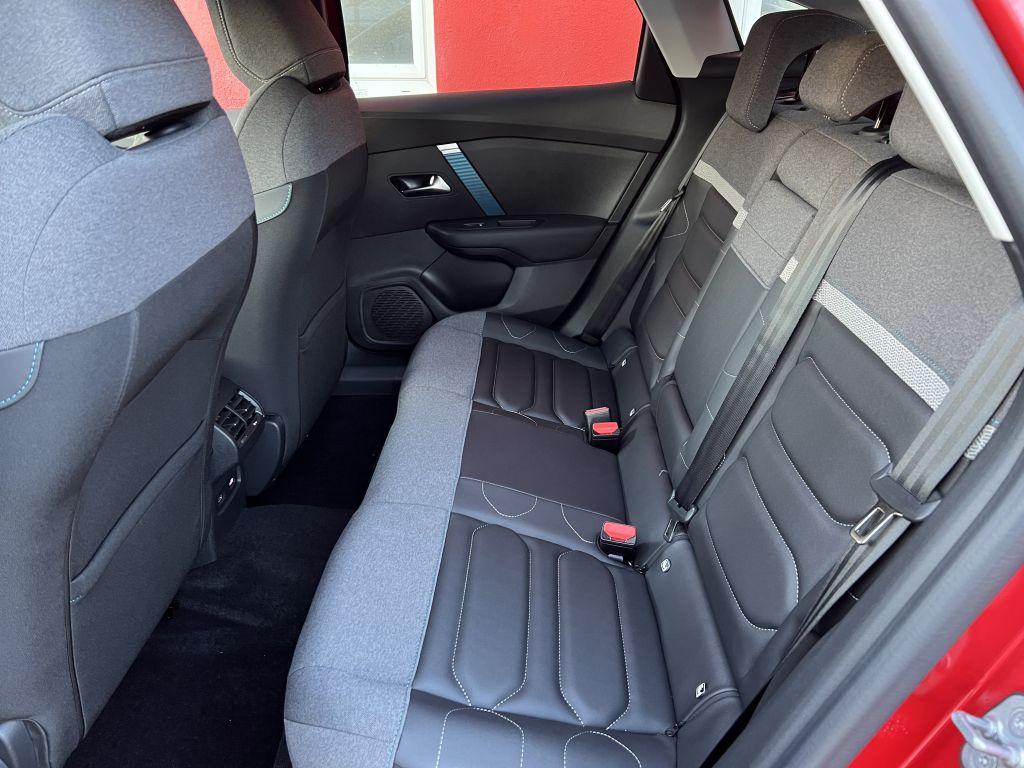Citroën e-C4 136 50kWh Shine + Schiebedach, Kälte-Paket