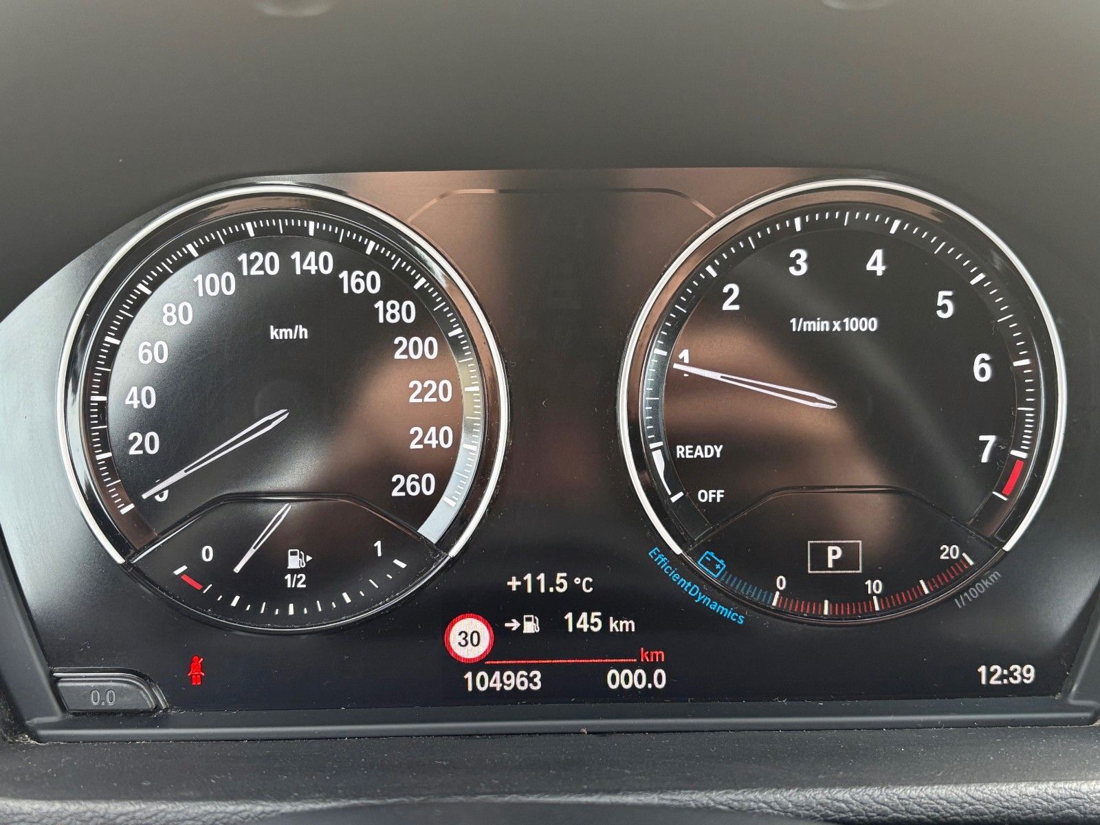 Fahrzeugabbildung BMW X1 sDrive18i Aut. Navi LED Tempomat SCHECKHEFT