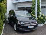 Volkswagen VW Touran 1,4 TSI Highline - EZ 01.2015 - Volkswagen Touran mit Benzin-Antrieb: Kleinbus, 2.0