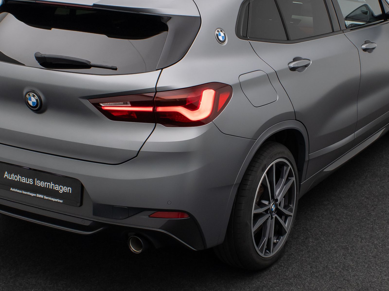 Fahrzeugabbildung BMW X2 sD20i M Sport Panorama Kamera Individual 19"