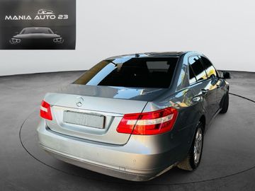 Mercedes E 220 - 3