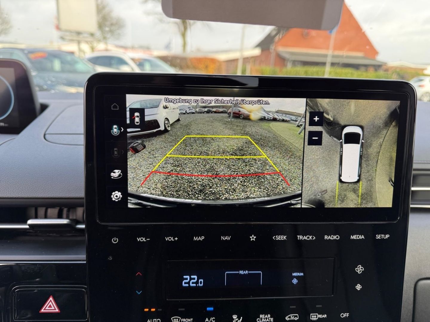 Fahrzeugabbildung Hyundai STARIA 2.2 CRdi 4WD Prime 9-Sitzer Allrad Leder