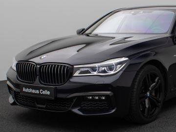 Fahrzeugabbildung BMW 750i xD M Sport 360°Laser Glasdach HUD DAB H/K