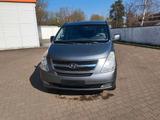 Hyundai H1 Travel 2,5 l, 170 ps, 8Sitze, N... - gebrauchte Hyundai H-1 aus dem Jahr 2009