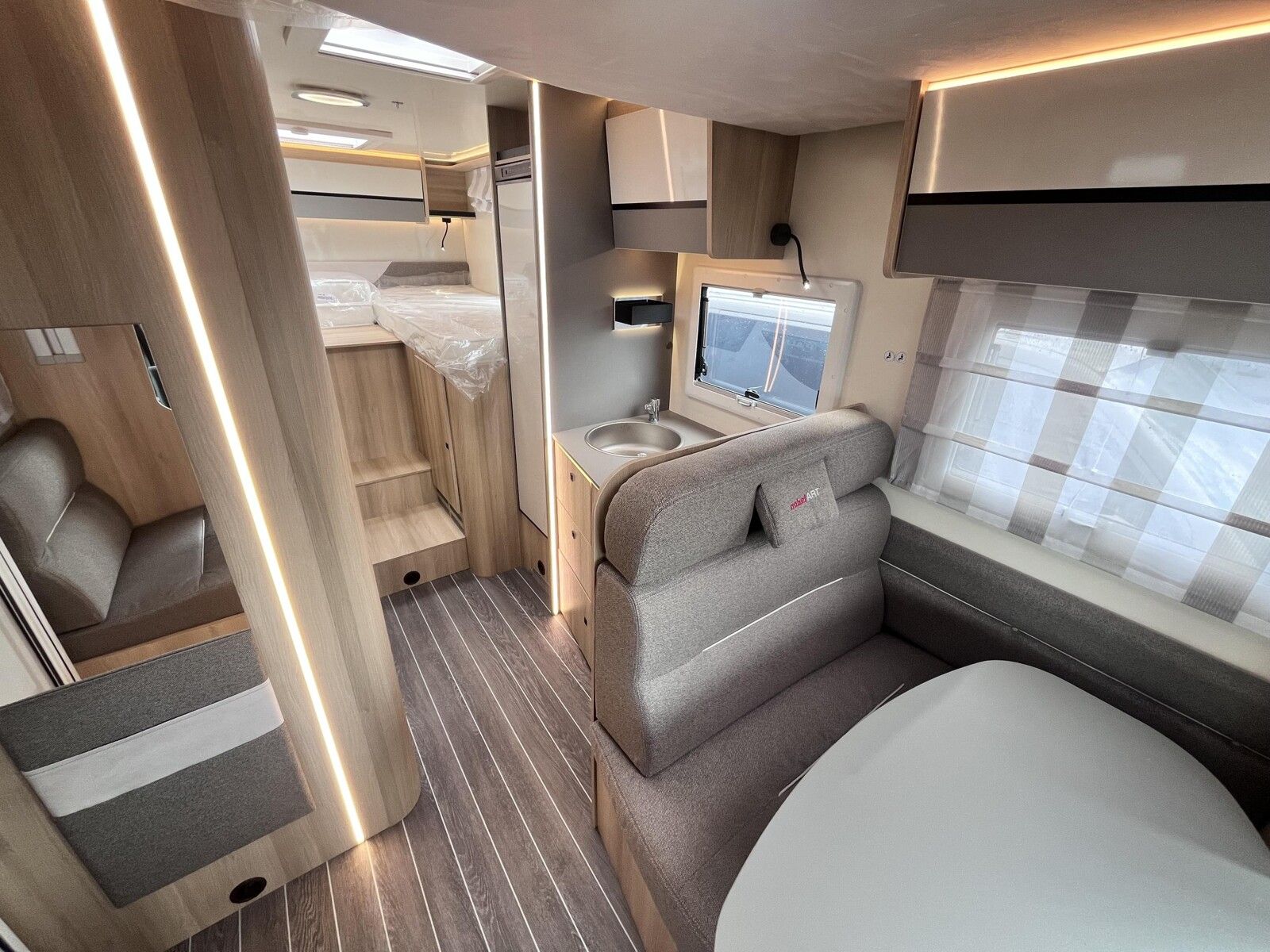Fahrzeugabbildung NobelART T 5000 Ford