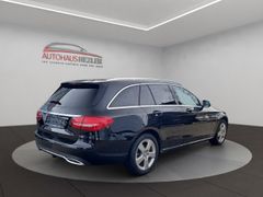 MERCEDES-BENZ C 220 4Matic Navi LED Blendfreies Fernl. Kurvenl