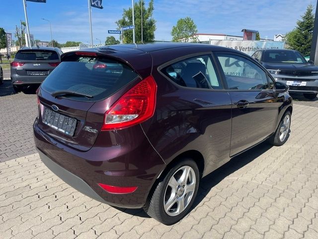 Fahrzeugabbildung Ford Fiesta Trend KLIMA Allwetter Alu el.SP teilb.Rüc