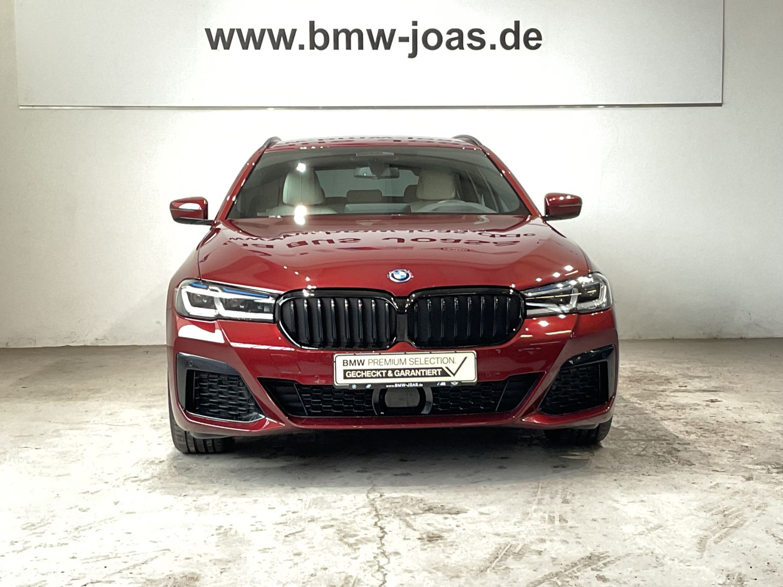 Fahrzeugabbildung BMW 530e Touring M Sportpaket Laserlicht