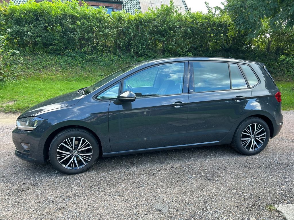Image of Volkswagen Golf Sportsvan