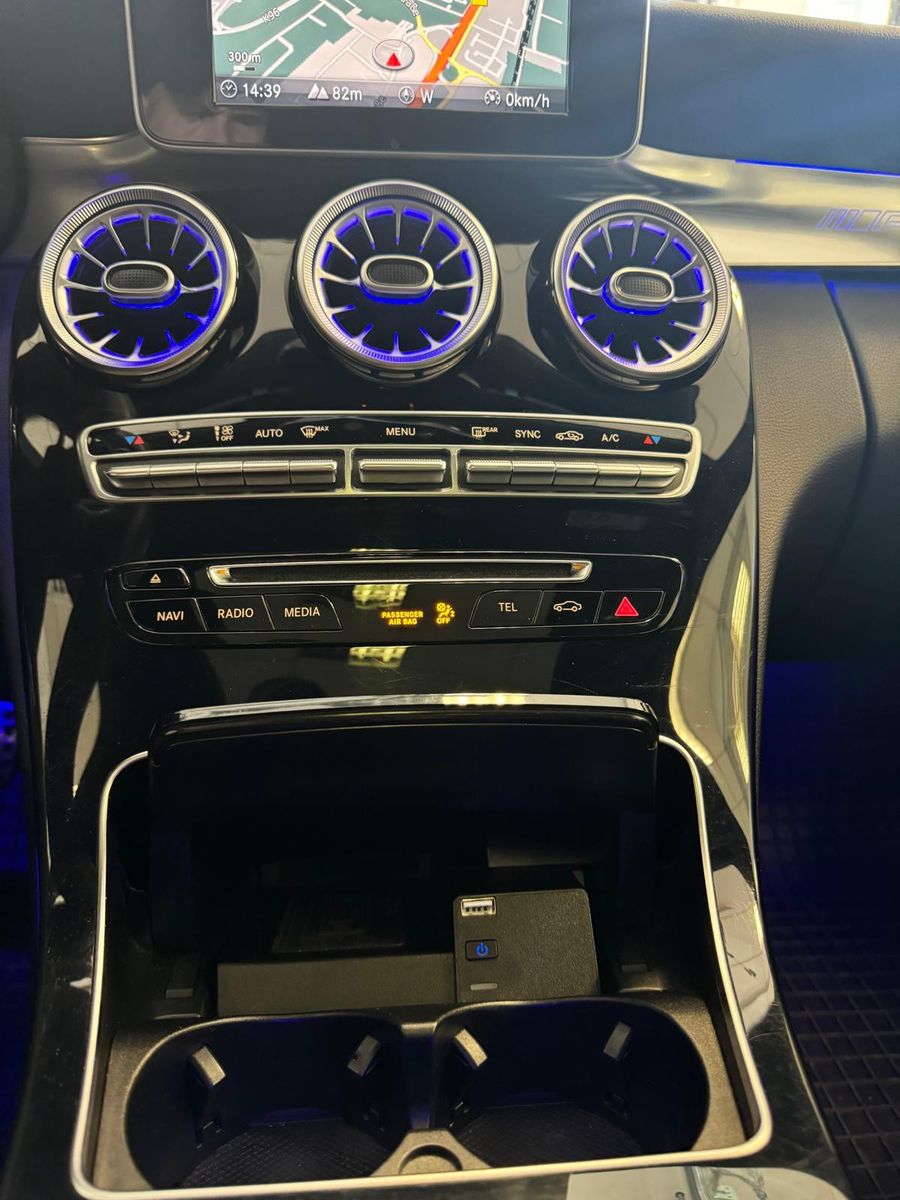 Fahrzeugabbildung Mercedes-Benz C 300 Coupe / AMG / LEDER / NAVI / LED