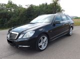 Mercedes-Benz E 200CGI T AVANGARDE, /-G Autom., VOLL Austatt. - Mercedes-Benz E 200 mit Benzin-Antrieb: Leder, Schiebedach, Kombi