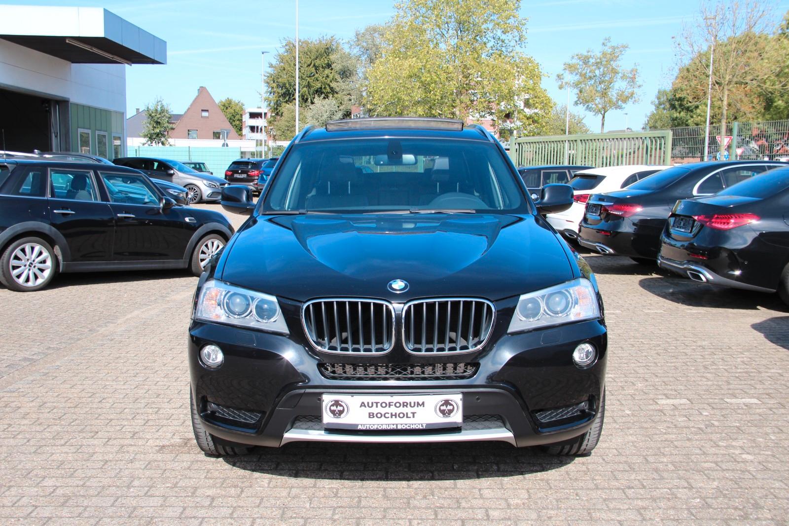 BMW X3 xDrive 20 d X Line, Navi, PDC, Panorama