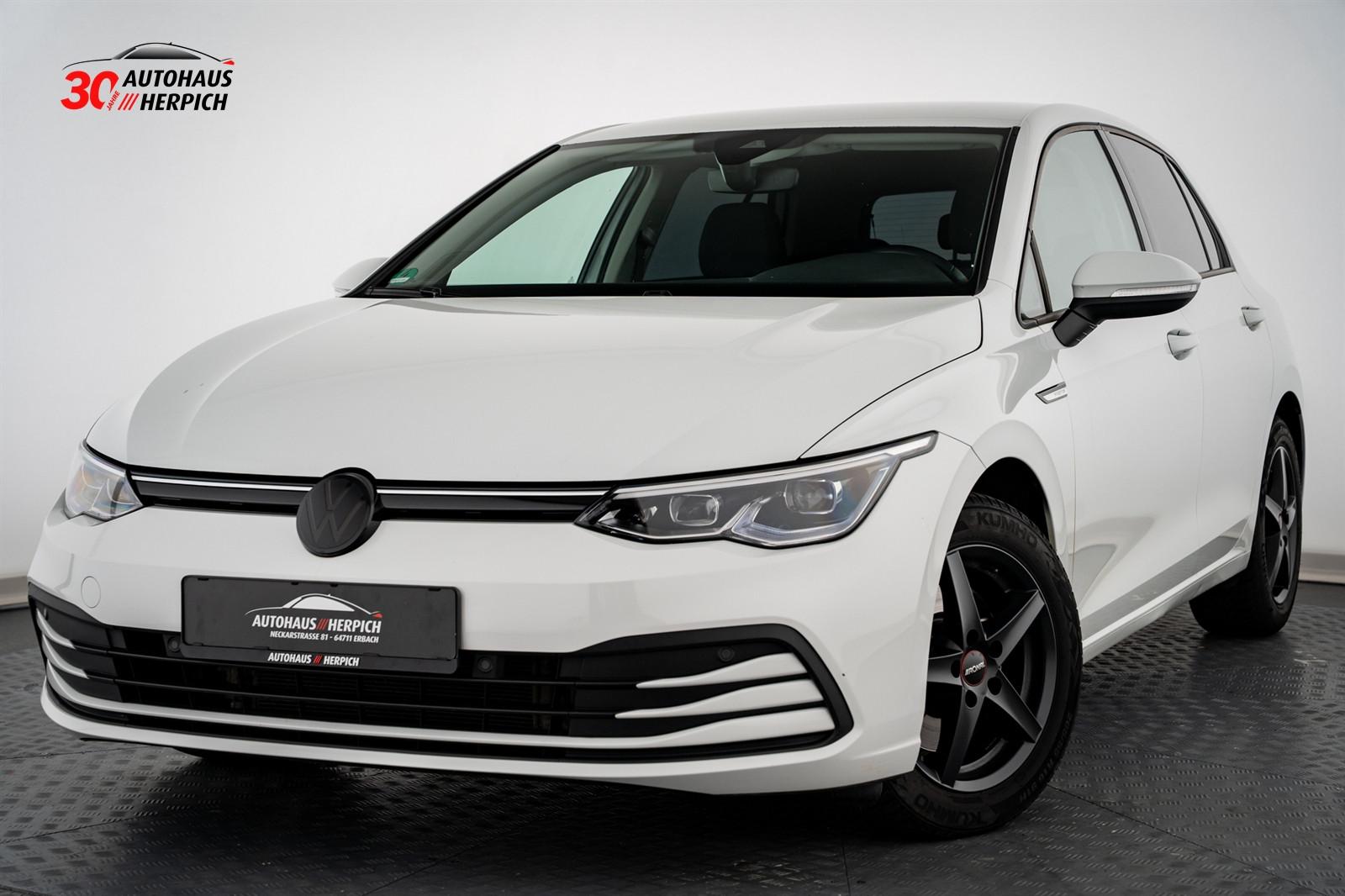 Volkswagen Golf VIII 1.5 TSI FIRST EDITION LED VIRTUAL PDC