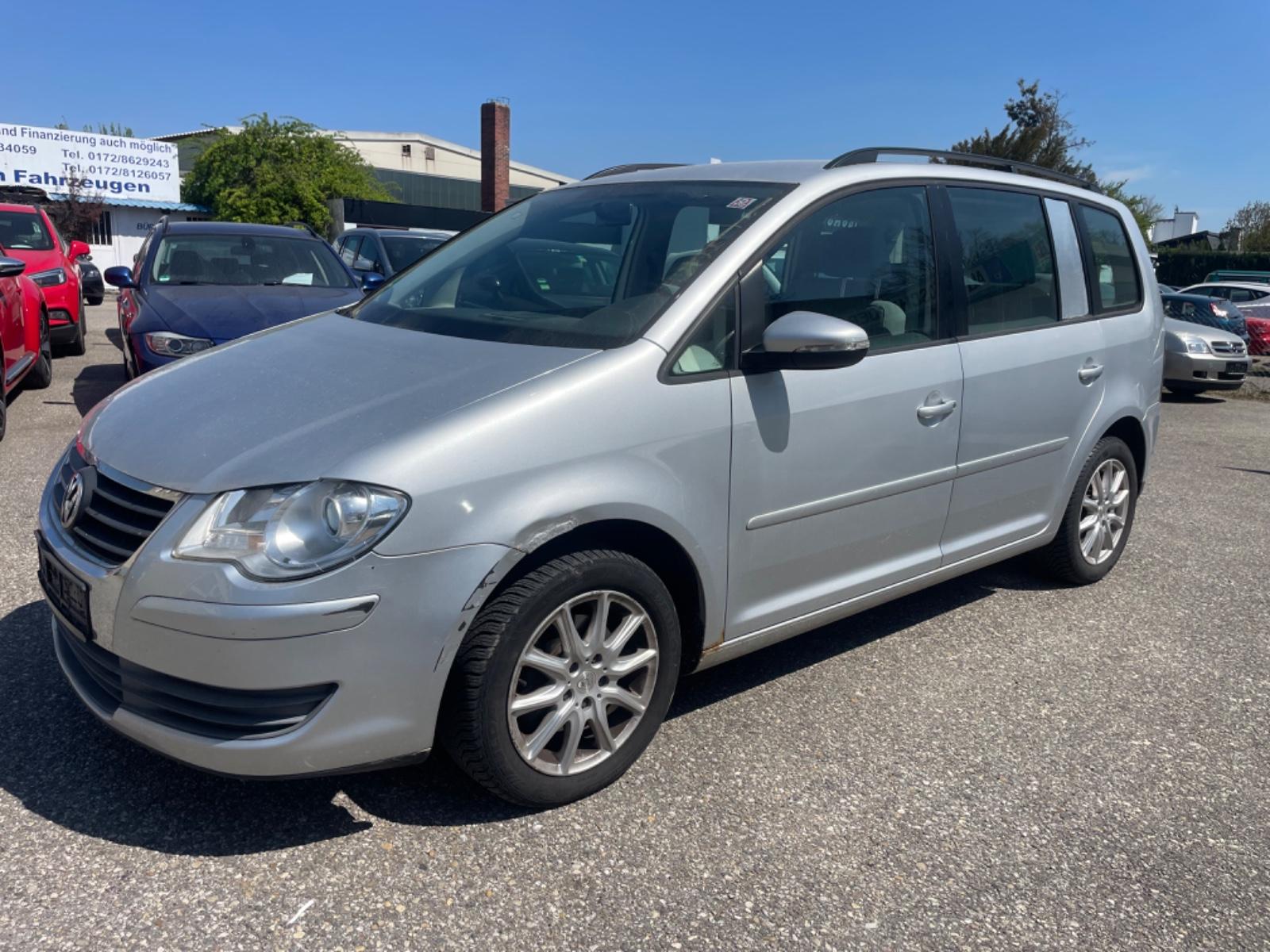 Volkswagen Touran 1.4 TSI Benzin 7 Sitzer Tüv 8.27/EU5