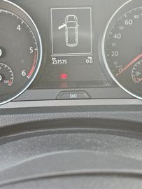 Volkswagen Golf - 11