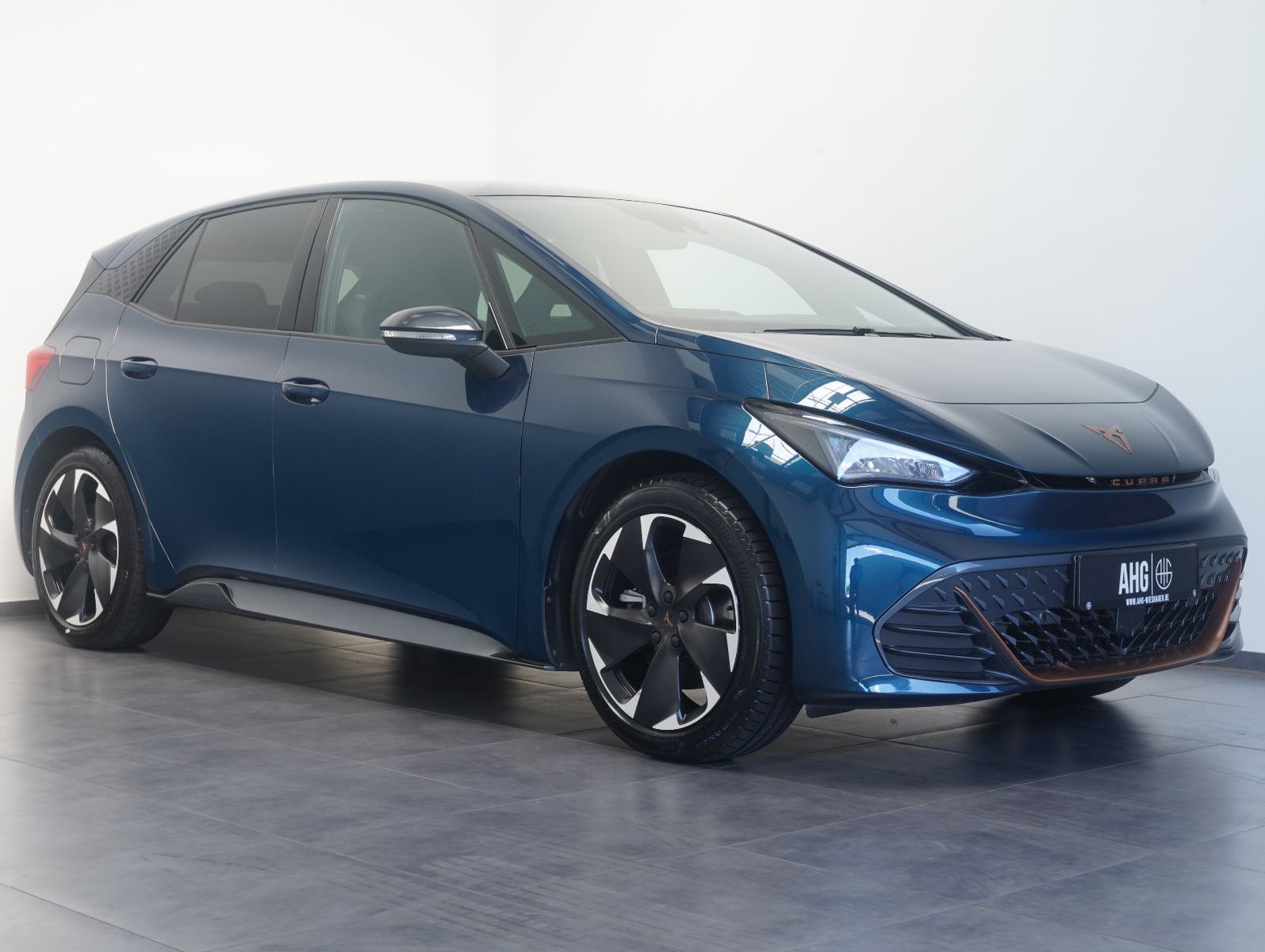 Fahrzeugabbildung CUPRA Born 170KW/82KWH/WÄRMEPUMPE/PILOT/TECH